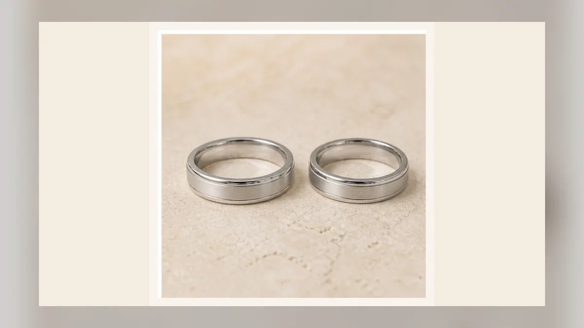 Alianças em composição editorial para as Bodas de Cerâmica, 9 anos